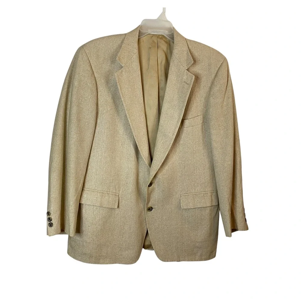 Christian Brooks Mens 100% Silk Beige Sports Blazer Jacket 43R 2-Button USA Made